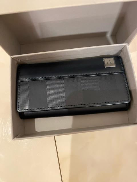 (�V�i���g�p) Calvin Klein �J���o���N���C�� �L�[�P�[�X  �� �u�����h�� 