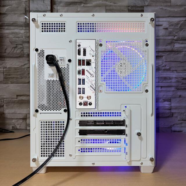 【新品】ゲーミングPC Ryzen7 7800X3D RTX5070 SSD1TB メモリ16GB 850W < PC本体/周辺機器 【新品】ゲーミングPC Ryzen7 7800X3D RTX5070 SSD1TB メモリ16GB 850W < PC本体/周辺機器の