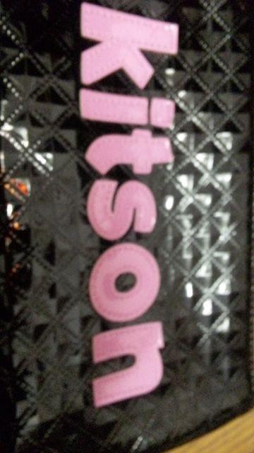 kitsonLbg\S|[`BLACK~PNKVi^Ot  uh 