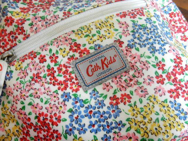 ◆cath kids キャスキッド ミニリュック 中古品 < 女性ファッション  ◆cath kids キャスキッド ミニリュック 中古品 < 女性ファッションの