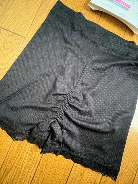 Lサイズ!お腹押さえる!フロントパワーネット!一枚ばきOK!黒!メッシュ!快適な!1分丈!ガードルショーツ! < 女性ファッション  Lサイズ!お腹押さえる!フロントパワーネット!一枚ばきOK!黒!メッシュ!快適な!1分丈!ガードルショーツ! < 女性ファッションの