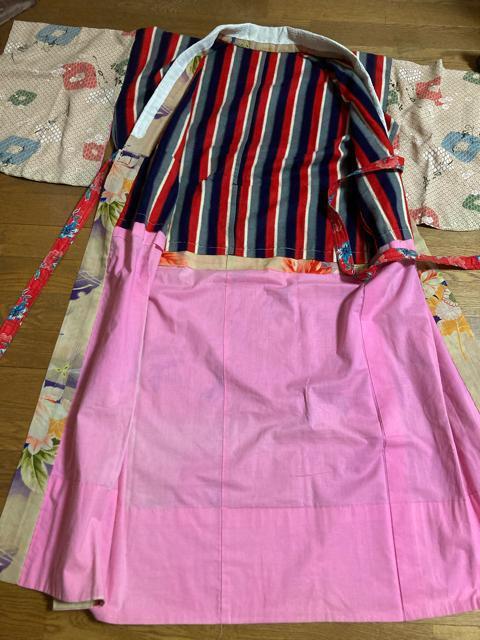 1851.未使用☆レトロ☆かいまき☆リメイクにも☆難あり < インテリア/ライフ  1851.未使用☆レトロ☆かいまき☆リメイクにも☆難あり < インテリア/ライフの