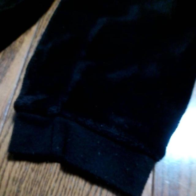 BANANA GROVE 160サイズ 大人Mサイズ 表も裏もボア 黒 左右にポケット 美品 < 女性ファッション  BANANA GROVE 160サイズ 大人Mサイズ 表も裏もボア 黒 左右にポケット 美品 < 女性ファッションの