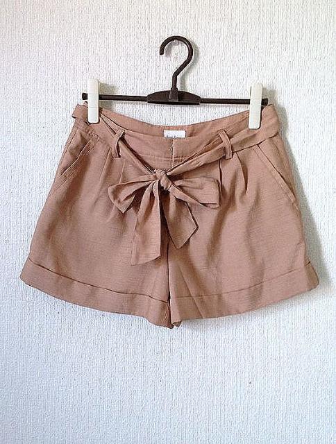 ロペピクニック◆ベージュ リボン トレンド ショートパンツ 38 < ブランド  ロペピクニック◆ベージュ リボン トレンド ショートパンツ 38  < ブランドの