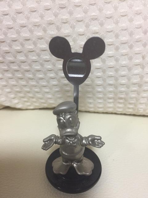 1152.未使用☆金属製カードスタンド ☆ドナルドダック < インテリア/ライフ  1152.未使用☆金属製カードスタンド ☆ドナルドダック  < インテリア/ライフの