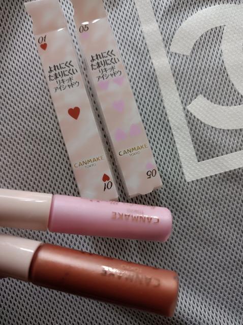 アイシャドウ&ラメスティック+1.★5点セット★新品、新品同様★ < 香水/コスメ/ネイル アイシャドウ&ラメスティック+1.★5点セット★新品、新品同様★ < 香水/コスメ/ネイルの