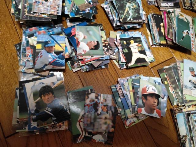 Calbee カルビー プロ野球 野球 カード レトロ 70〜80年代 コレクション 約650枚 アンティーク ビンテージ < トレーディングカード  Calbee カルビー プロ野球 野球 カード レトロ 70〜80年代 コレクション 約650枚 アンティーク ビンテージ < トレーディングカードの