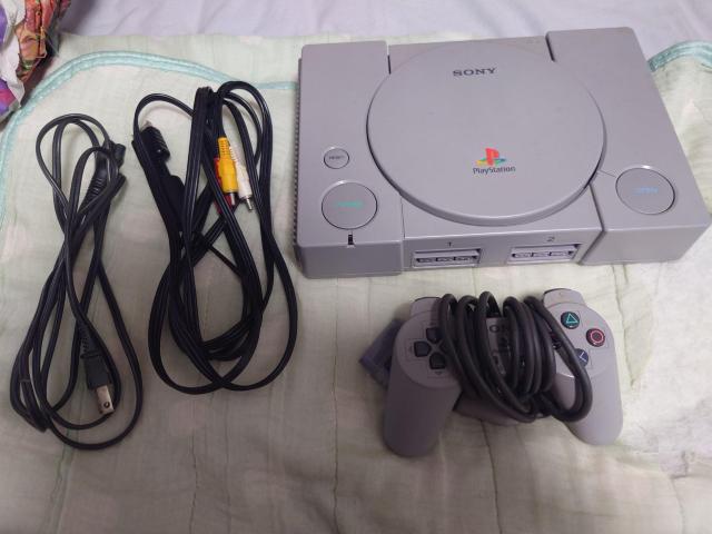 プレイステーション(PS1) 本体 < ゲーム本体/ソフト プレイステーション(PS1) 本体 < ゲーム本体/ソフトの