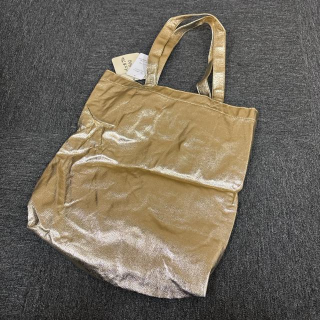 ���� �V�i ���܂ނ� �p�b�J�u���o�b�O �S�[���h �� �u�����h�� 