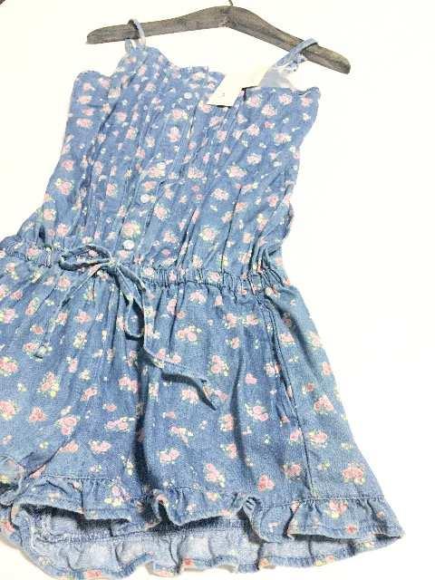 新品〈花柄デニム〉オールインワンショートパンツ(サックス)未使用・タグ付き < 女性ファッション  新品〈花柄デニム〉オールインワンショートパンツ(サックス)未使用・タグ付き < 女性ファッションの
