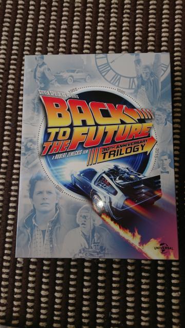 バック・トゥ・ザ・フューチャー トリロジー 30thアニバーサリー < CD/DVD/ビデオ  バック・トゥ・ザ・フューチャー トリロジー 30thアニバーサリー  < CD/DVD/ビデオの