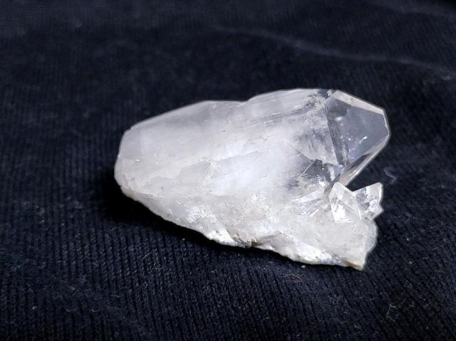 ★魚眼石 アポフィライト 原石 天然石 レインボー < ホビー  ★魚眼石 アポフィライト 原石 天然石 レインボー < ホビーの