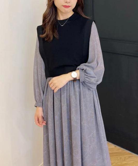 美品/mistywoman/花柄ベストsetワンピース/ < ブランド  美品/mistywoman/花柄ベストsetワンピース/ < ブランドの