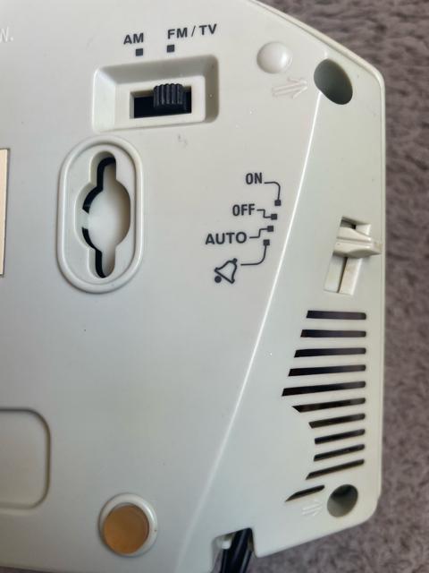 m[Uu[ uv@WI@AM FM TV A[t@Cz@dr@RZgOK fJ@g@AeB[N