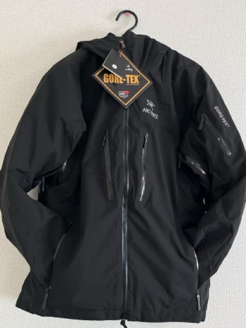 新品 アークテリクス ゴアテックス ジャケット L < 男性ファッション  新品 アークテリクス ゴアテックス ジャケット L  < 男性ファッションの