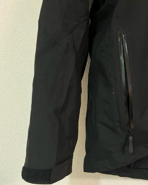 新品 アークテリクス ゴアテックス ジャケット L < 男性ファッション  新品 アークテリクス ゴアテックス ジャケット L < 男性ファッションの