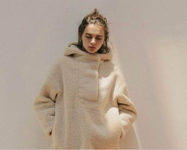 la peau de gem ボアボンディングパーカー < 女性ファッション  la peau de gem ボアボンディングパーカー  < 女性ファッションの