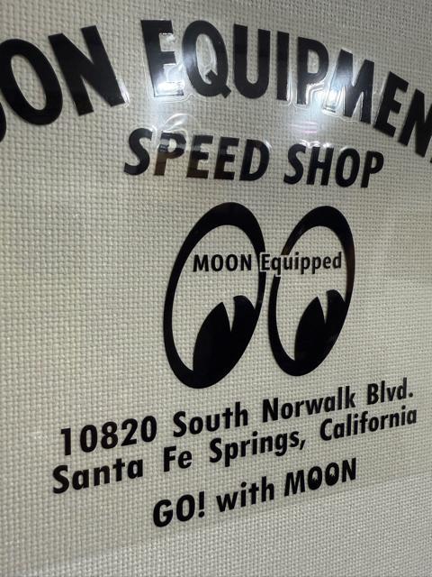 �V�i�@ MOONEYES �]�ʃX�e�b�J�[2���Z�b�g30cmx21cm ���[���A�C�Y�@�u���b�N �� ������/�o�C�N