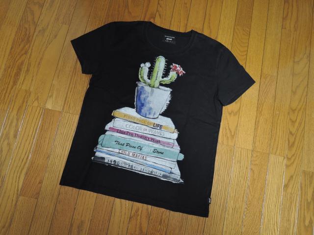 glamb グラム Chill CS チルカットソー 1 黒 サボテンブック Tシャツ < ブランド  glamb グラム Chill CS チルカットソー 1 黒 サボテンブック Tシャツ < ブランドの
