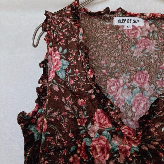 クレドソル 花柄 薔薇柄 ベロア風 タンクトップ ビスチェ トップス M 茶系 N2m < ブランド クレドソル 花柄 薔薇柄 ベロア風 タンクトップ ビスチェ トップス M 茶系 N2m < ブランドの