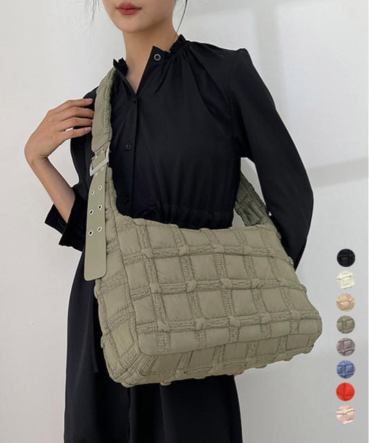 送料無料 新品 キルティングショルダーバッグ大容量軽量鞄 < 女性ファッション  送料無料 新品 キルティングショルダーバッグ大容量軽量鞄  < 女性ファッションの