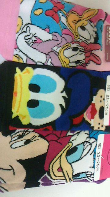 ドナルド&グッフィー、デイジー、ミニー靴下3足セット < アニメ/コミック/キャラクター ドナルド&グッフィー、デイジー、ミニー靴下3足セット < アニメ/コミック/キャラクターの