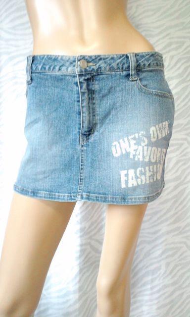 W67◆ウォッシュ&英字ペイント†ブリーチデニムミニスカ†B系 < 女性ファッション  W67◆ウォッシュ&英字ペイント†ブリーチデニムミニスカ†B系  < 女性ファッションの