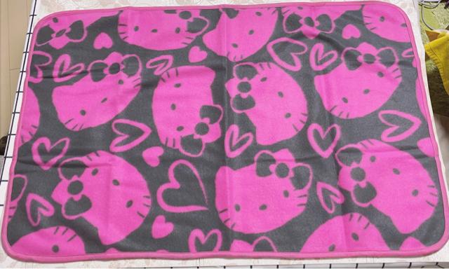HELLO KITTY 膝掛け 新品、未使用 < おもちゃ  HELLO KITTY 膝掛け 新品、未使用  < おもちゃの