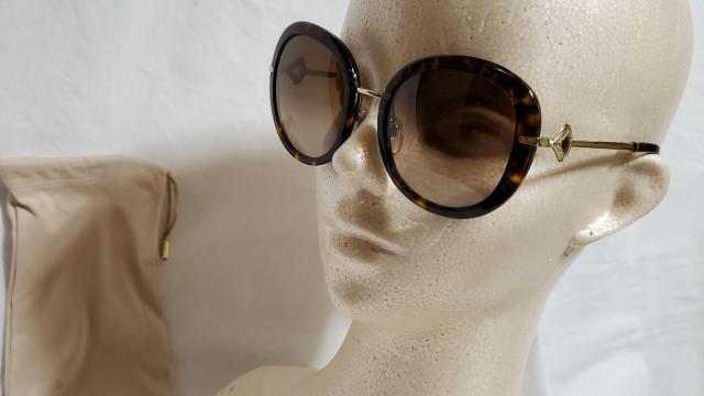 正規美 ブルガリ ディーヴァ ドリーム パヴェストーン装飾 アイコンロゴ サングラス 茶 トライアングル ラグジュアリーアイウェア < ブランド 正規美 ブルガリ ディーヴァ ドリーム パヴェストーン装飾 アイコンロゴ サングラス 茶 トライアングル ラグジュアリーアイウェア < ブランドの