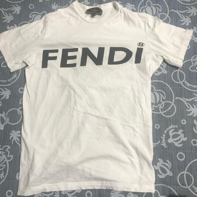 正規品 FENDI フェンディ ロゴTシャツ ホワイト 40 S-M < ブランド 正規品 FENDI フェンディ ロゴTシャツ ホワイト 40 S-M < ブランドの