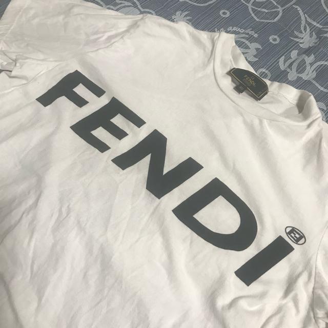 正規品 FENDI フェンディ ロゴTシャツ ホワイト 40 S-M < ブランド 正規品 FENDI フェンディ ロゴTシャツ ホワイト 40 S-M < ブランドの