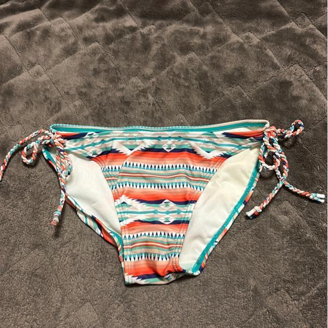 タンス整理品 衣類 おまとめOK ホームクリーニング済み ビキニ アンダーのみ 9M < 女性ファッション  タンス整理品 衣類 おまとめOK ホームクリーニング済み ビキニ アンダーのみ 9M  < 女性ファッションの