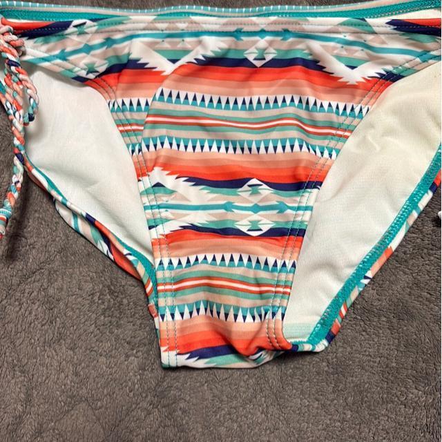 タンス整理品 衣類 おまとめOK ホームクリーニング済み ビキニ アンダーのみ 9M < 女性ファッション  タンス整理品 衣類 おまとめOK ホームクリーニング済み ビキニ アンダーのみ 9M < 女性ファッションの