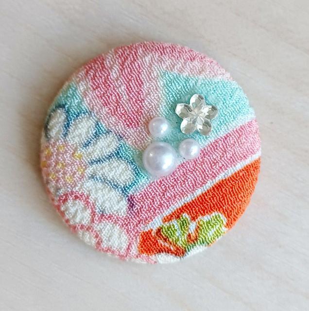 アンティーク古布 ブローチ < 女性アクセサリー/時計  アンティーク古布 ブローチ  < 女性アクセサリー/時計の