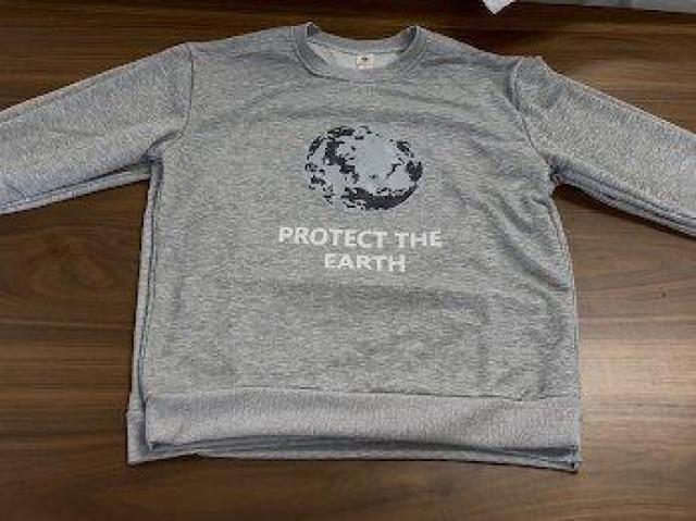 スウェット トレーナー グレー ロゴプリント 地球柄 オーバーサイズ ストリート系 韓国ファッション メンズカジュアル < 男性ファッション スウェット トレーナー グレー ロゴプリント 地球柄 オーバーサイズ ストリート系 韓国ファッション メンズカジュアル < 男性ファッションの