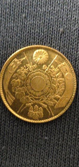 旧明治金貨 明治三年 二圓金貨弊 3.3グラム 参考品と二枚セット < ホビー 旧明治金貨 明治三年 二圓金貨弊 3.3グラム 参考品と二枚セット < ホビーの