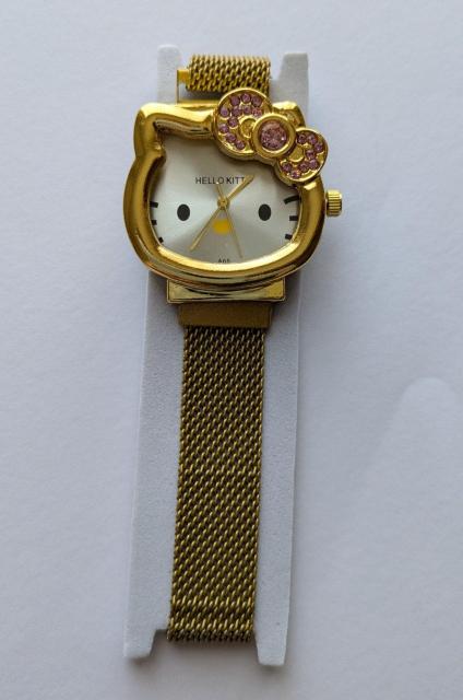大特価スタート価格!ハローキティちゃんレディース時計&ブレスレット&ネックレス(オマケ)の出品 < 女性アクセサリー/時計 大特価スタート価格!ハローキティちゃんレディース時計&ブレスレット&ネックレス(オマケ)の出品 < 女性アクセサリー/時計の