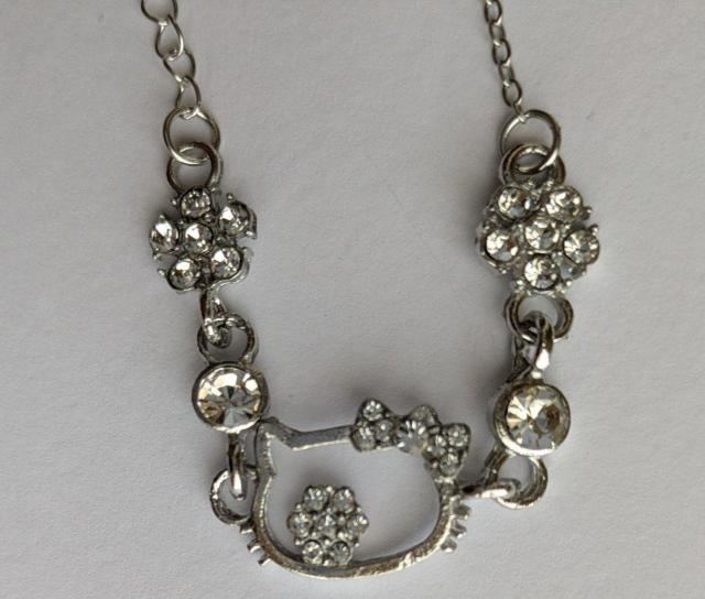 大特価スタート価格!ハローキティちゃんレディース時計&ブレスレット&ネックレス(オマケ)の出品 < 女性アクセサリー/時計 大特価スタート価格!ハローキティちゃんレディース時計&ブレスレット&ネックレス(オマケ)の出品 < 女性アクセサリー/時計の