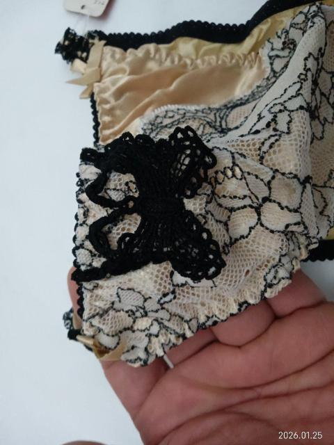 �����򐶒n �V���[�c �M �V�i �� �����t�@�b�V������ 