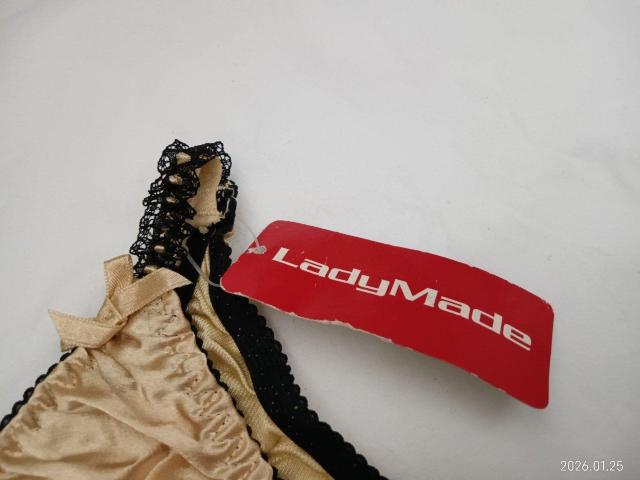 �����򐶒n �V���[�c �M �V�i �� �����t�@�b�V������ 