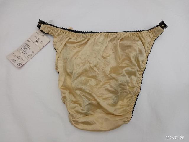 �����򐶒n �V���[�c �M �V�i �� �����t�@�b�V������ 