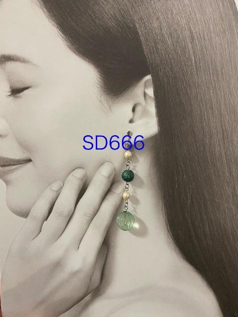 【イヤリング】メロン型アクリルビーズのイヤリング < 女性アクセサリー/時計  【イヤリング】メロン型アクリルビーズのイヤリング  < 女性アクセサリー/時計の