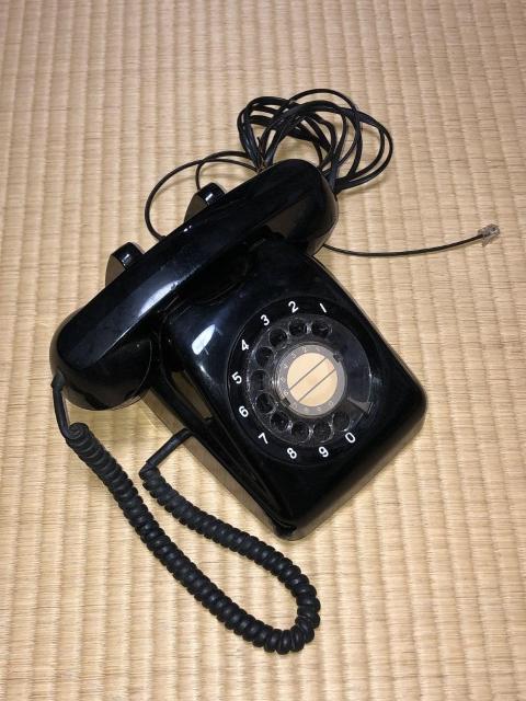 完動品!ダイヤル式黒電話 昭和レトロ < 家電/AV  完動品!ダイヤル式黒電話 昭和レトロ  < 家電/AVの