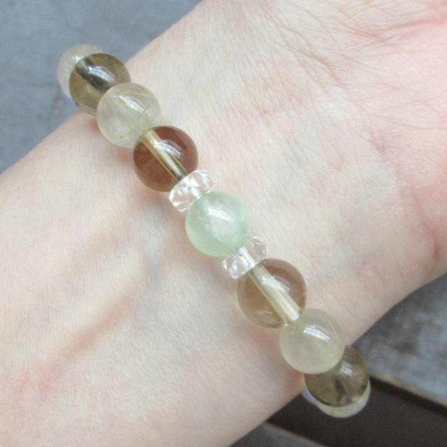 ルチルクォーツxレモンクォーツxブルーレースxプレナイトブレスレット 天然石 パワーストーン < 女性アクセサリー/時計 ルチルクォーツxレモンクォーツxブルーレースxプレナイトブレスレット 天然石 パワーストーン < 女性アクセサリー/時計の