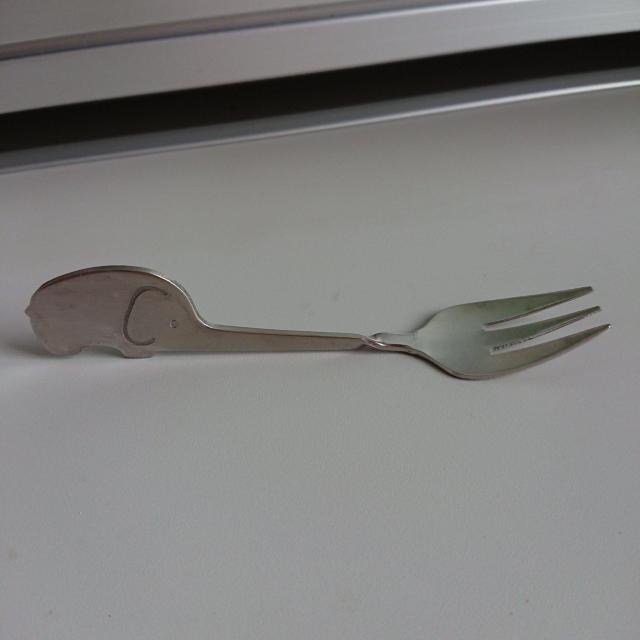 中古 フォーク 象さん < キッズ/ベビー  中古 フォーク 象さん  < キッズ/ベビーの