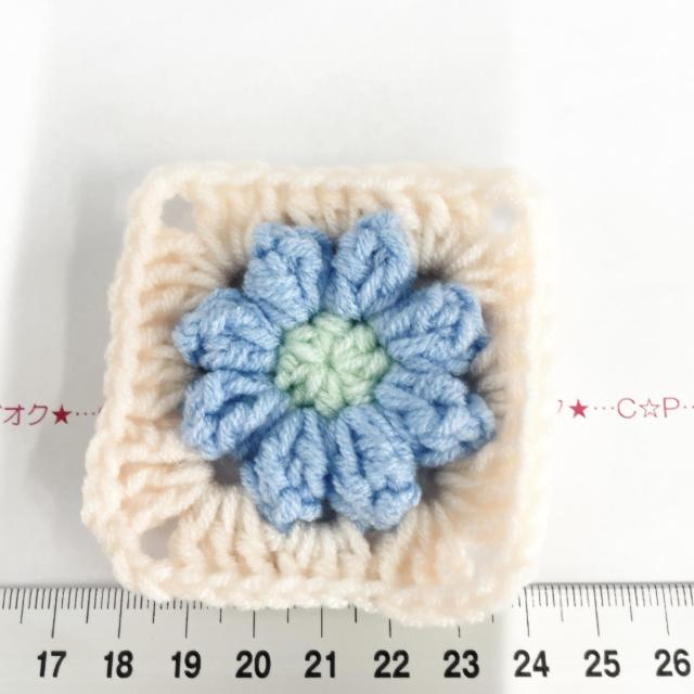 31*ハンドメイド♪ぷっくりお花グラニースクエアモチーフ 毛糸 8 < ペット/手芸/園芸 31*ハンドメイド♪ぷっくりお花グラニースクエアモチーフ 毛糸 8 < ペット/手芸/園芸の