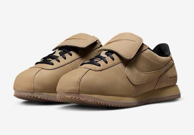 ��NIKE �R���e�b�c ���U�[ SE��  �� �u�����h�� 