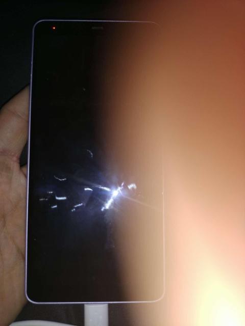 スマートフォン本体 通電確認済み 充電中 中古品 < 家電/AV スマートフォン本体 通電確認済み 充電中 中古品 < 家電/AVの