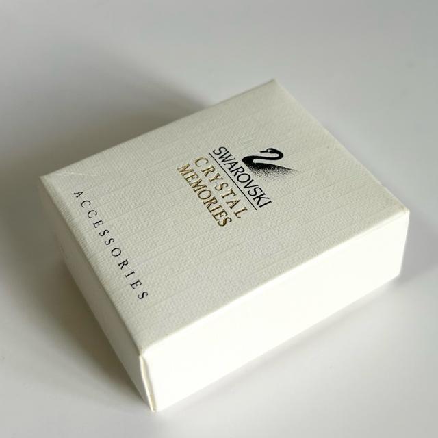 美品 SWAROVSKI スワロフスキー フラワーモチーフ ブローチ < ブランド  美品 SWAROVSKI スワロフスキー フラワーモチーフ ブローチ < ブランドの