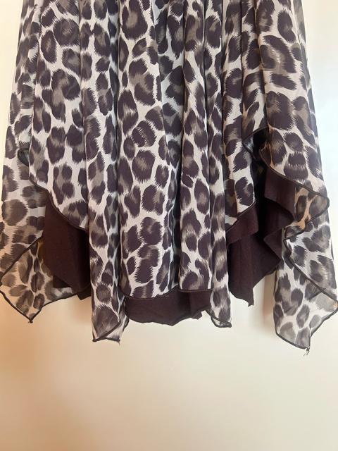 d.i.a. ヒョウ柄 バックリングクロスストラップ 2枚合わせアシンメトリーキャミソールワンピ 新品未使用 < ブランド  d.i.a. ヒョウ柄 バックリングクロスストラップ 2枚合わせアシンメトリーキャミソールワンピ 新品未使用 < ブランドの